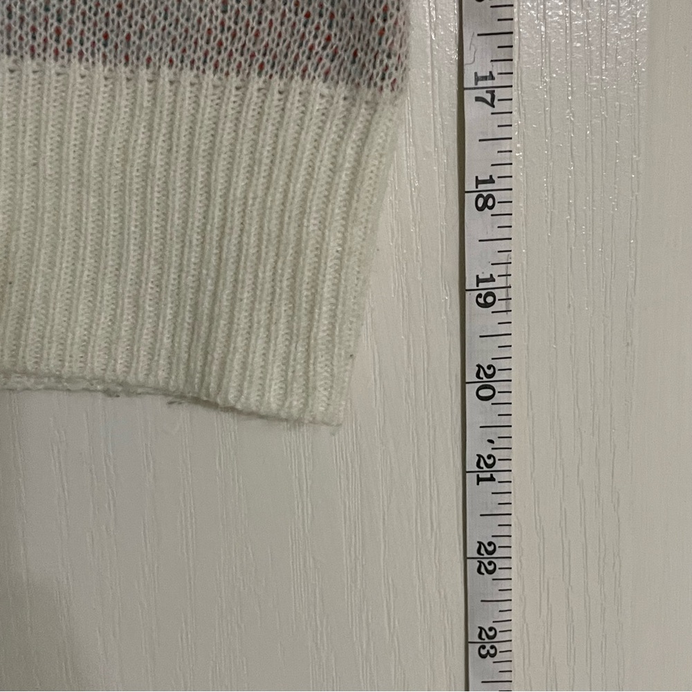 No Comment Strawberry Pattern Knit Vest - Picture 10 of 10